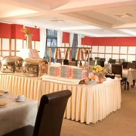 伟大民族南方苑酒店 酒店 Limerick Junction