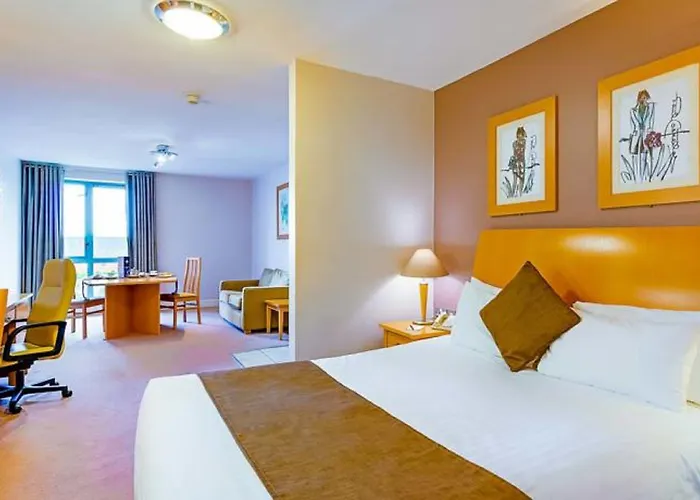 伟大民族南方苑酒店 3*