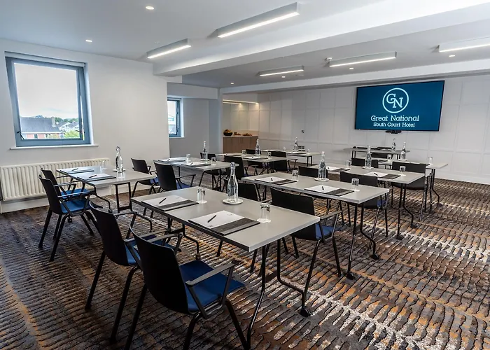 伟大民族南方苑酒店